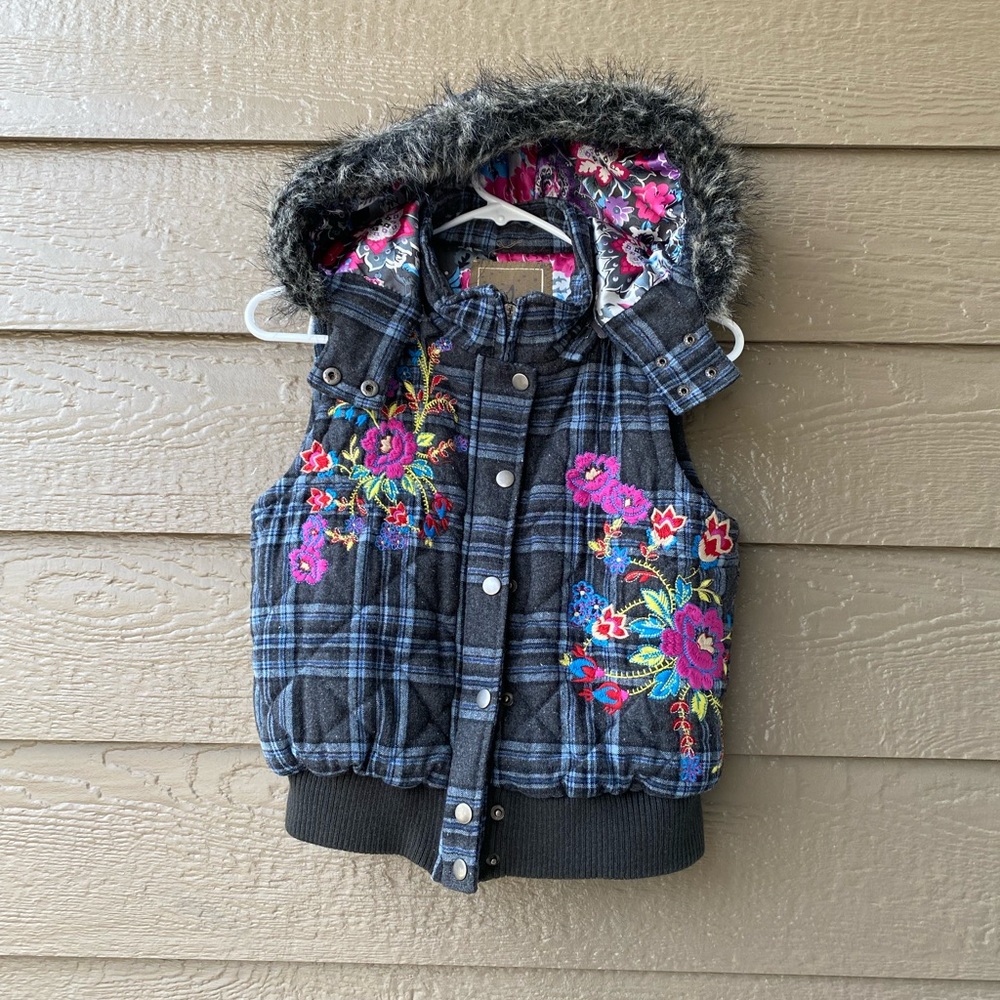 Cleo Vest embroidery plaid women’s